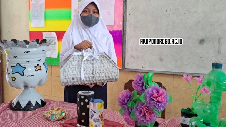 Berikut Contoh Kerajinan dari Sampah yang Bisa Diikuti